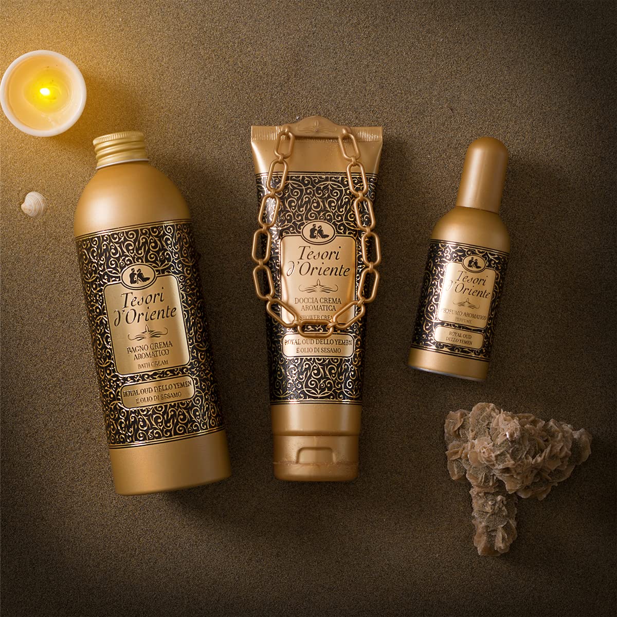 Ingredients highlight sesame oil delivering emollient care during cleansing.