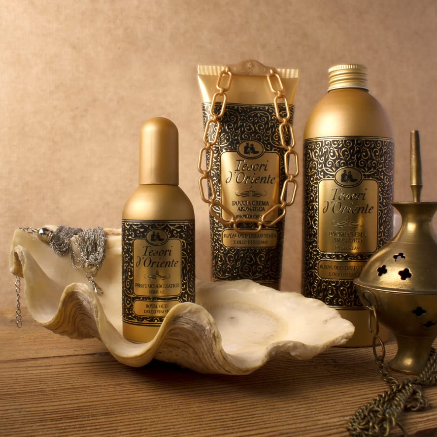 Creamy texture close-up shows rich lather and velvety feel.