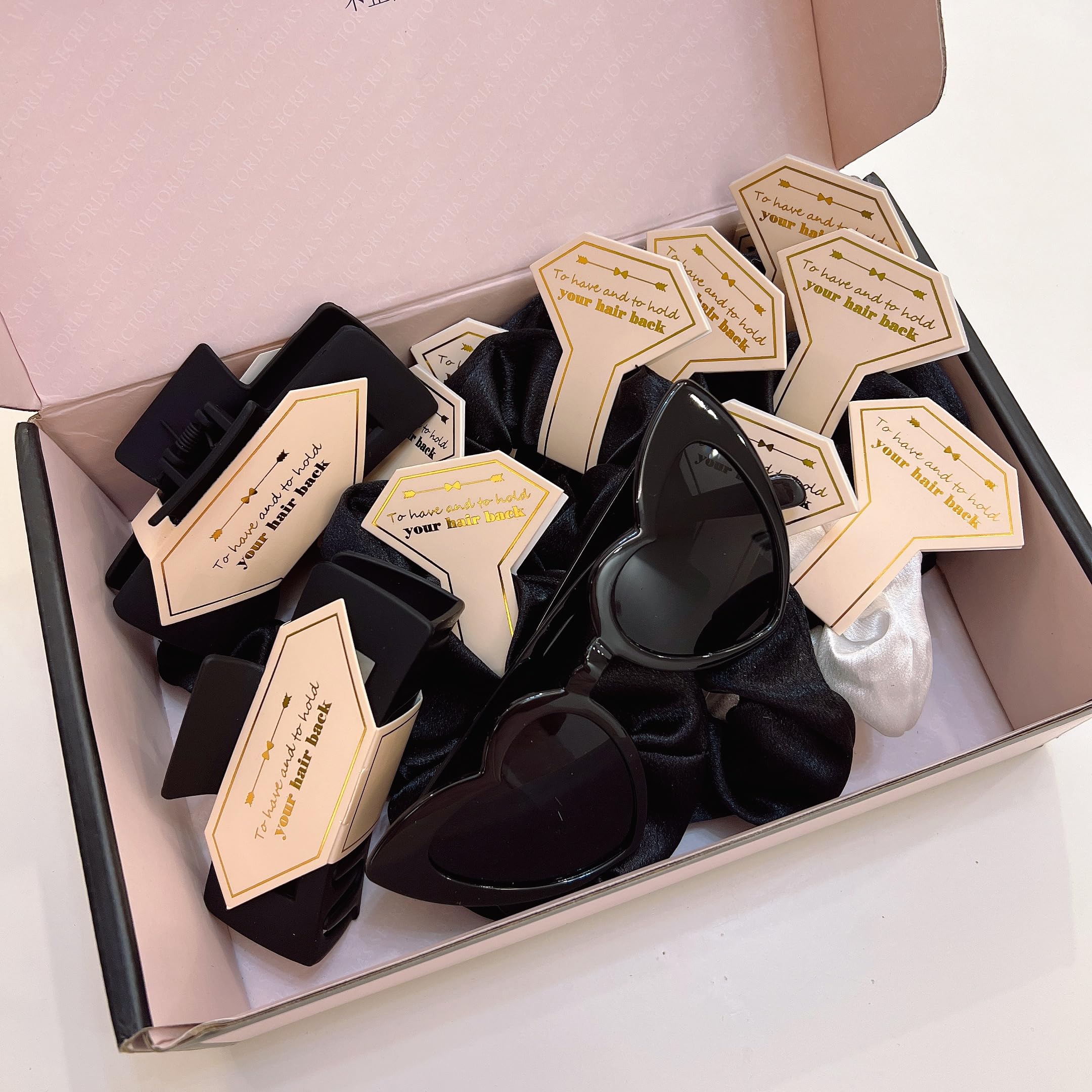Tethzeng bachelorette heart sunglasses for playful, photogenic party looks