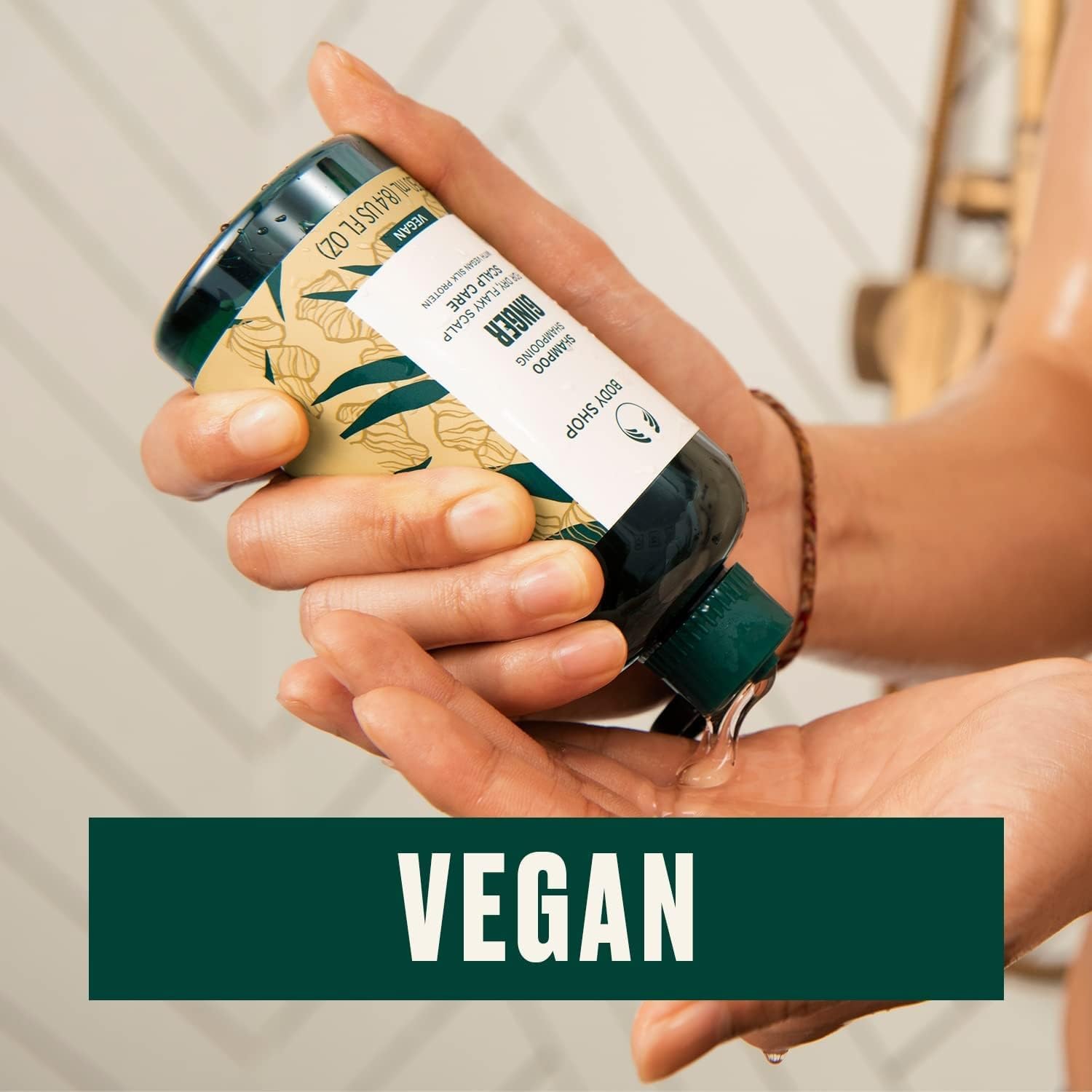 Packaging label showing 250 ml size and product name.