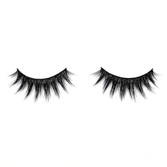 The Book of Lashes Sparkle comfortable fit for all-day wear.