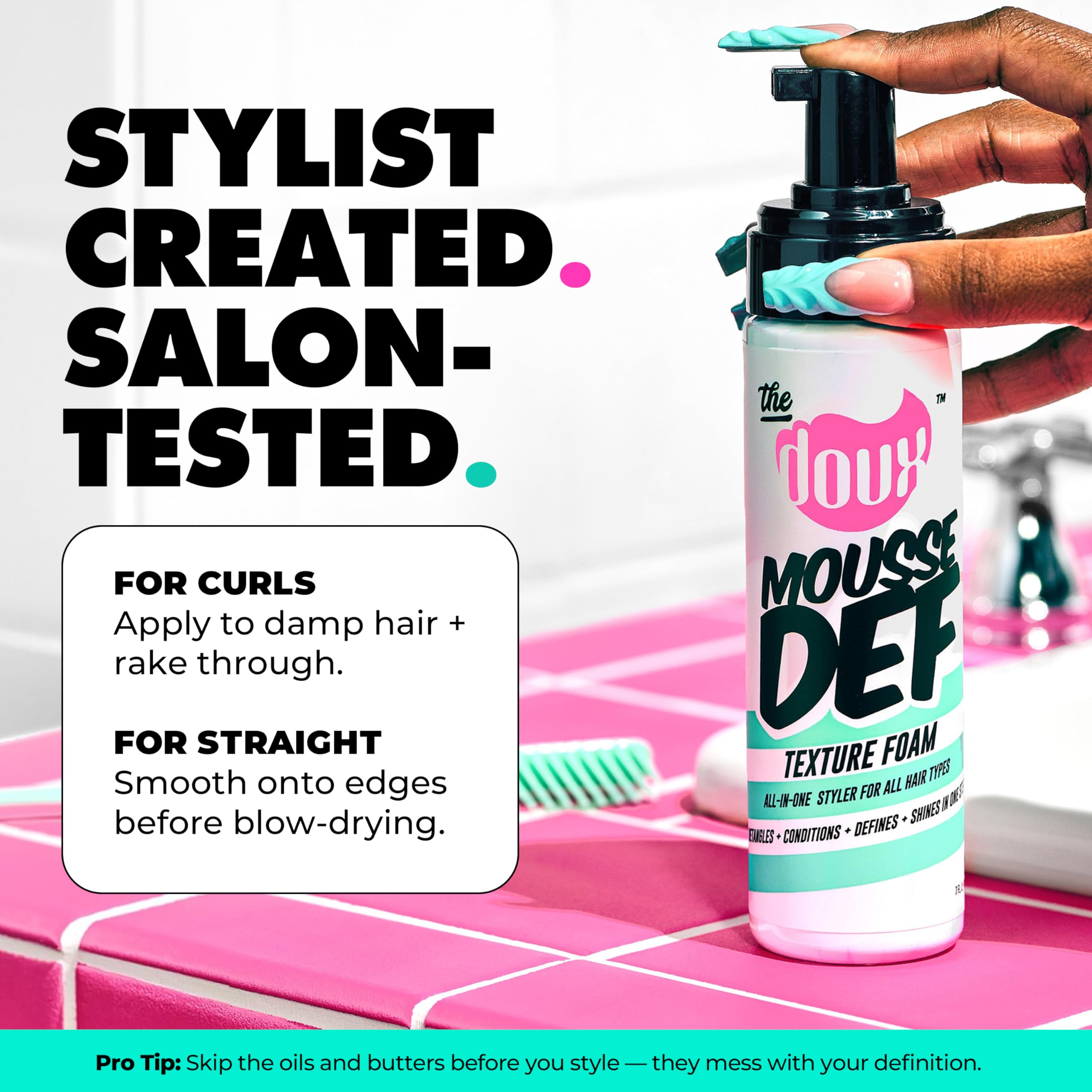 The Doux Mousse daily-styling-light-conditioning refreshes curls without heaviness.