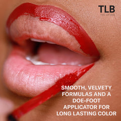 Long-wear formula glides on smoothly and dries to a velvety matte finish.