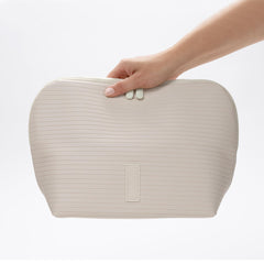 THE VERTI multipurpose case for makeup, skincare, and grooming items