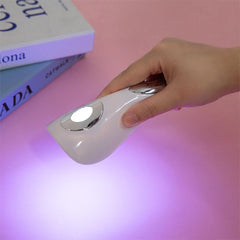 ThreeH handheld nail lamp side design showing curved grip for comfortable one-handed use.