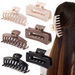 TIME&TRAVE clips provide secure hold during daily activities.
