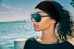 Tobeffect black headband is ideal for outdoor activities and errands.