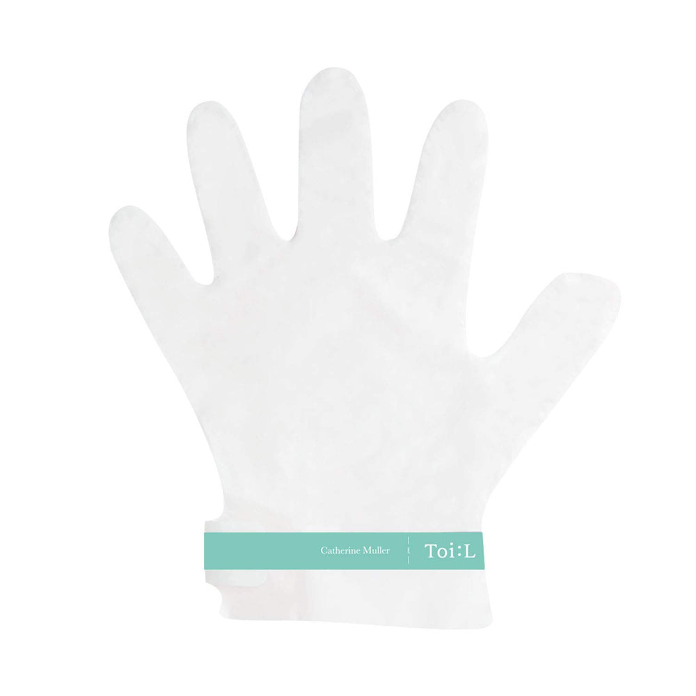 Elder flower and CICA ingredients spotlight on packaging.