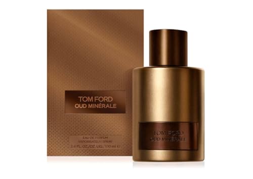 Tom Ford Oud Minerale bottle side view shows sleek silhouette and balance.