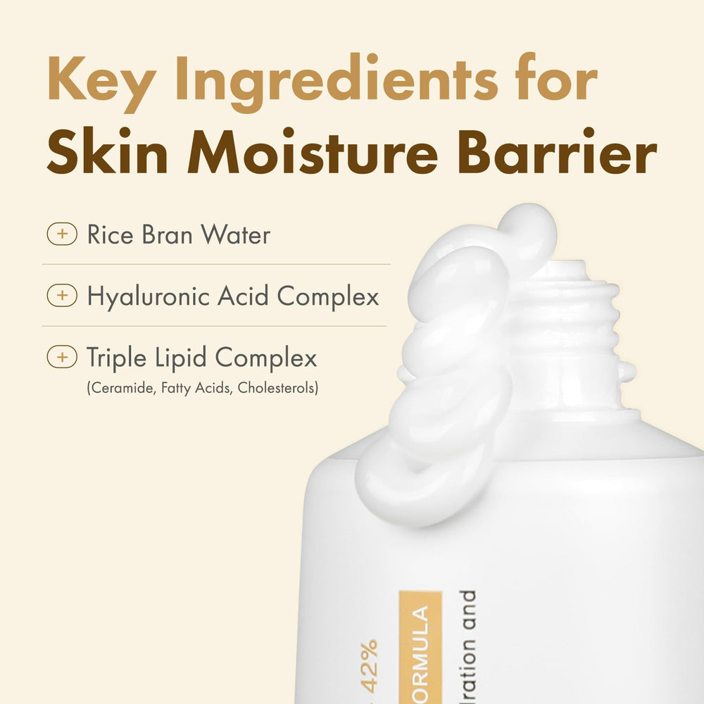 Six ceramides reinforce the skin’s moisture barrier in TOSOWOONG Real Glow.