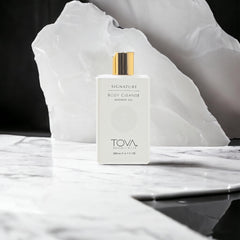 Creamy lather from Tova Signature shower gel in a close-up.