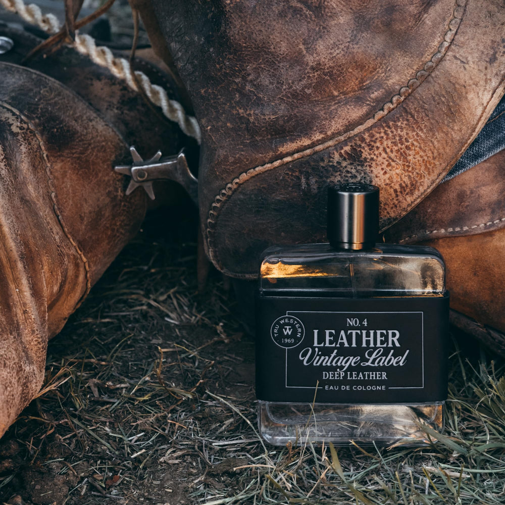 Tru Fragrance Beauty No. 4 Leather spray action in motion