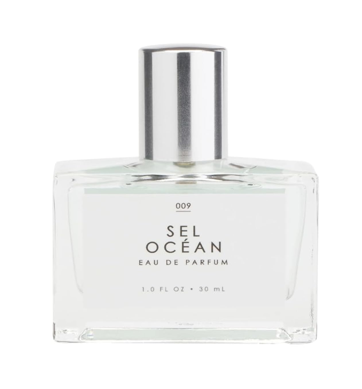 Tru Fragrance Gourmand Sel Ocean bottle, an oceanic scent ideal for daily wear.