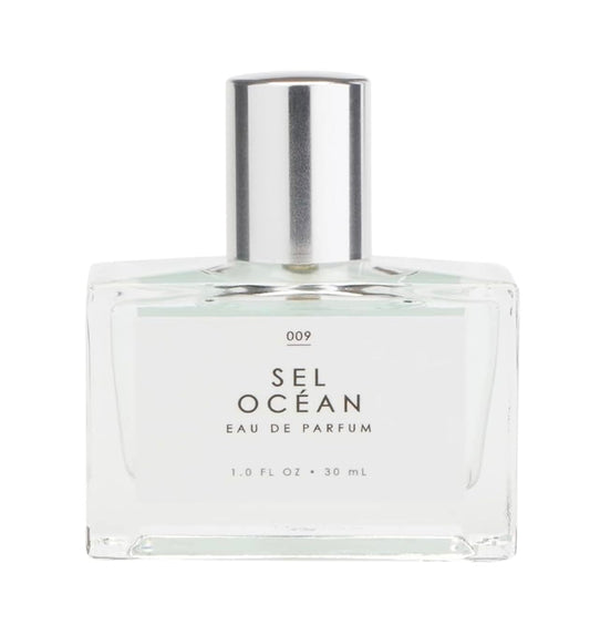 Tru Fragrance Gourmand Sel Ocean bottle, an oceanic scent ideal for daily wear.