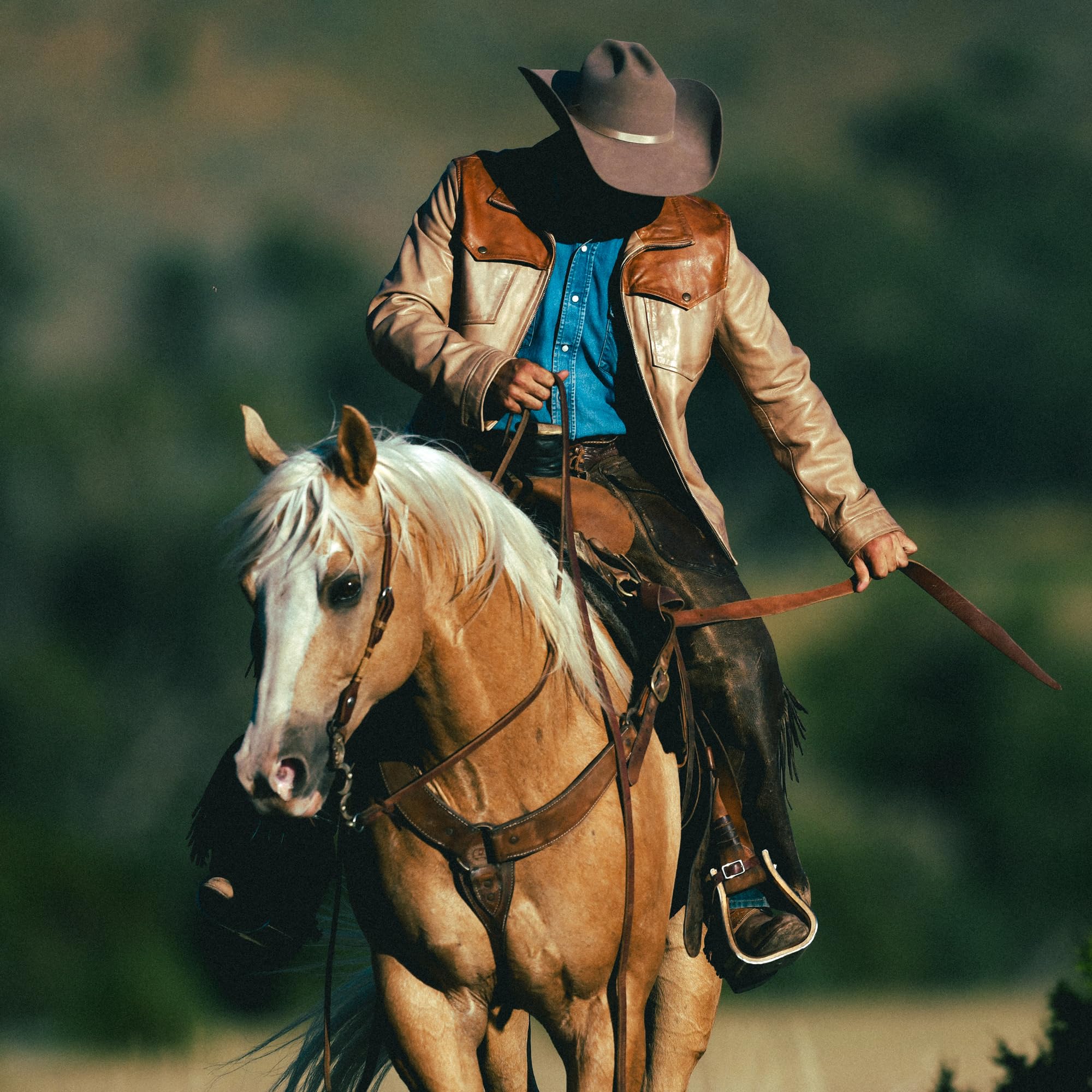 Tru Western Leather No. 1 woodsy scent ideal for everyday wear