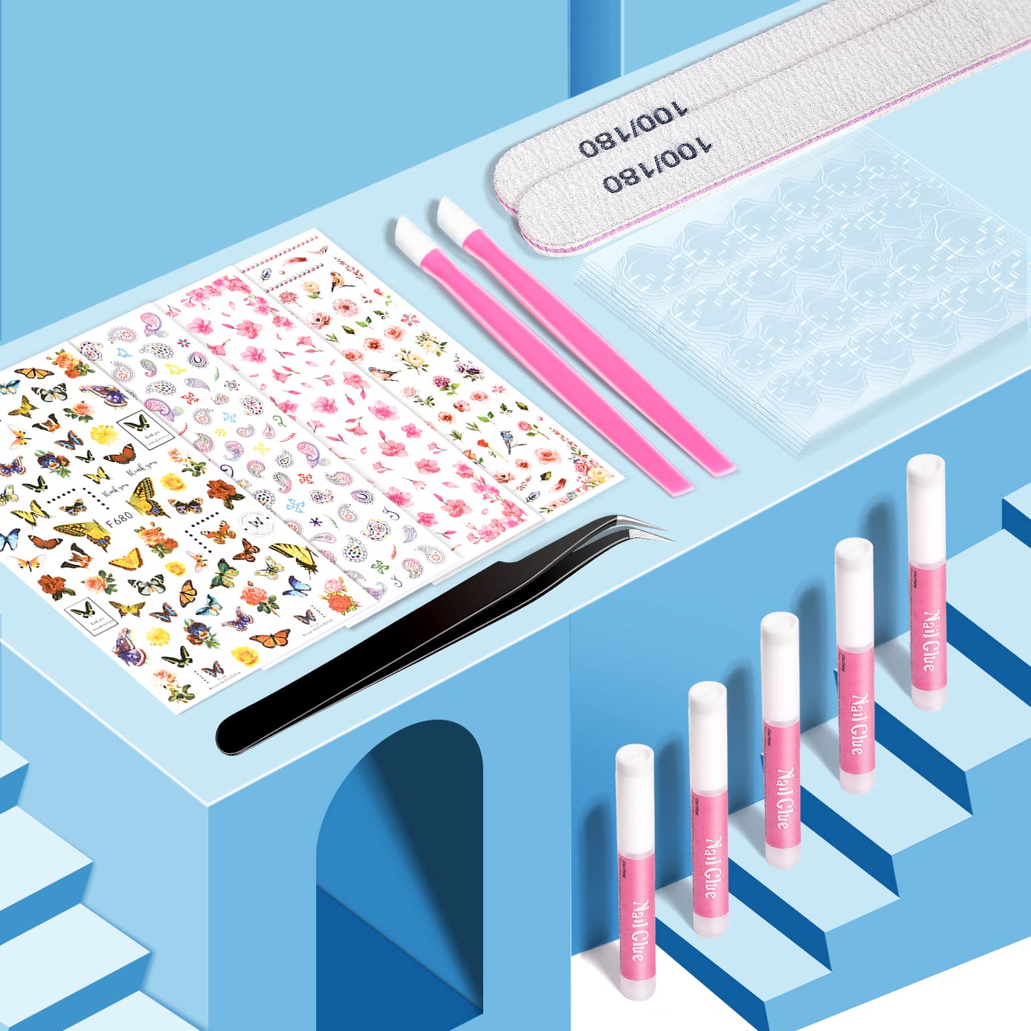 TsMADDTs pick-up tweezer enables precise nail art handling