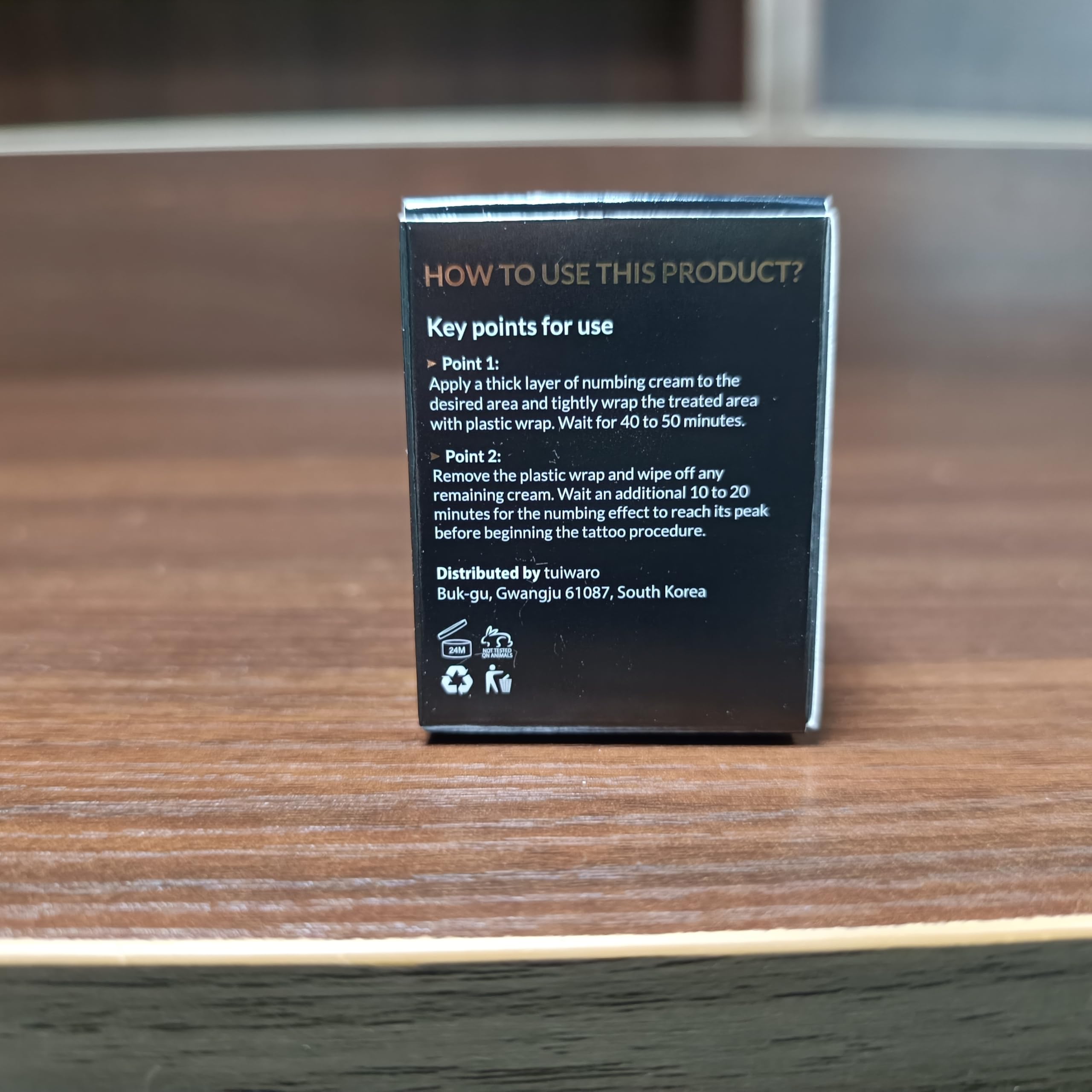 Tuiwaro Non-greasy formula with no sticky residue