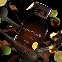 TUMI Continuum bottle close-up captures smoked musk vibe.