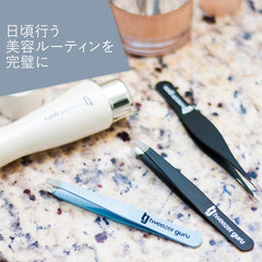 Tweezer Guru protective sleeve in teal keeps tips safe during travel.