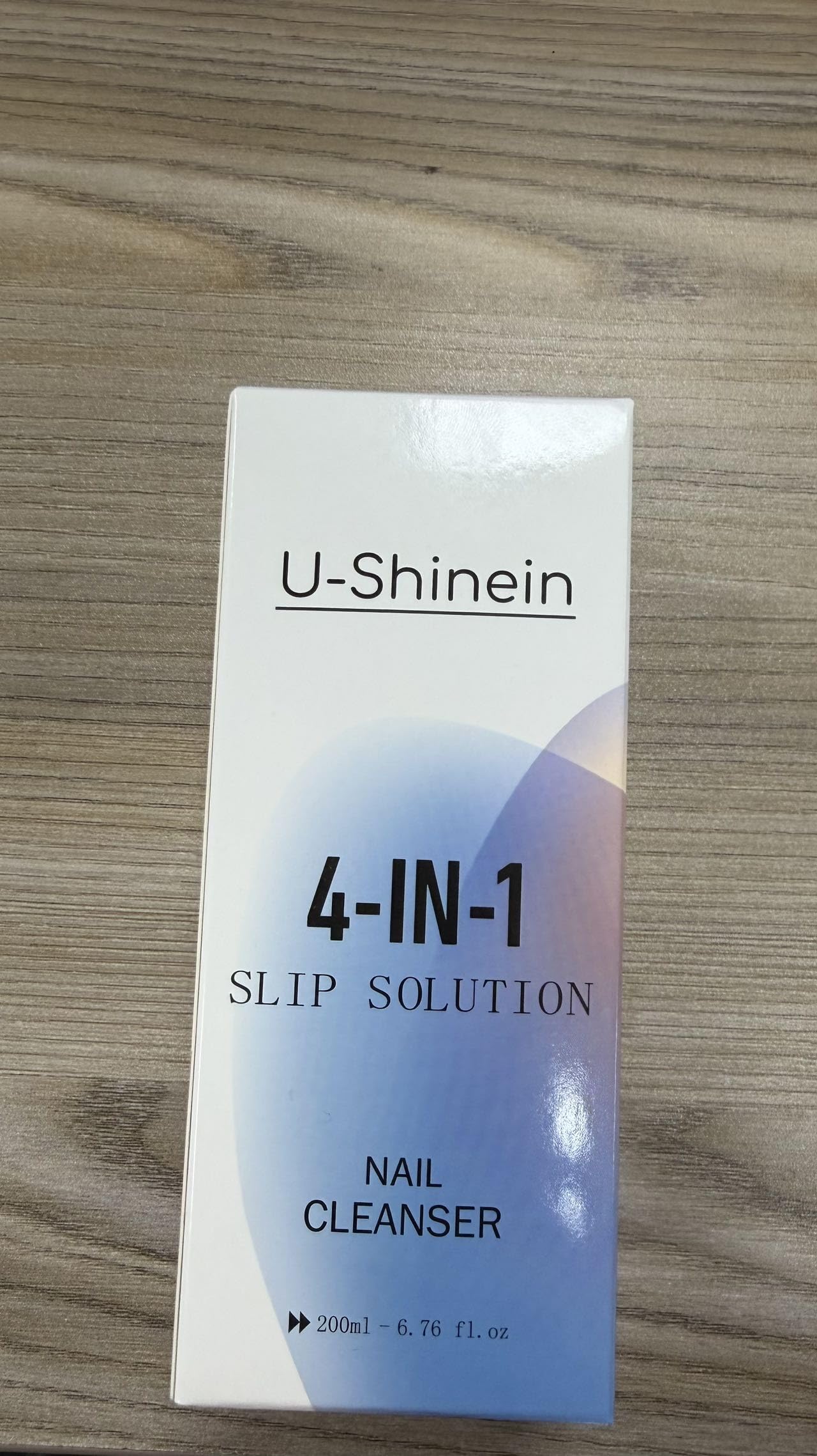 U-Shinein poly nail gel extension setup with slip solution in action.