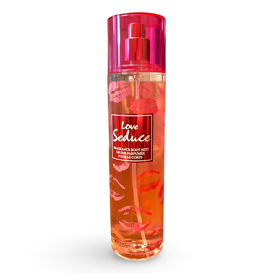 United Scents Love Seduce bottle pour for smooth, even application.