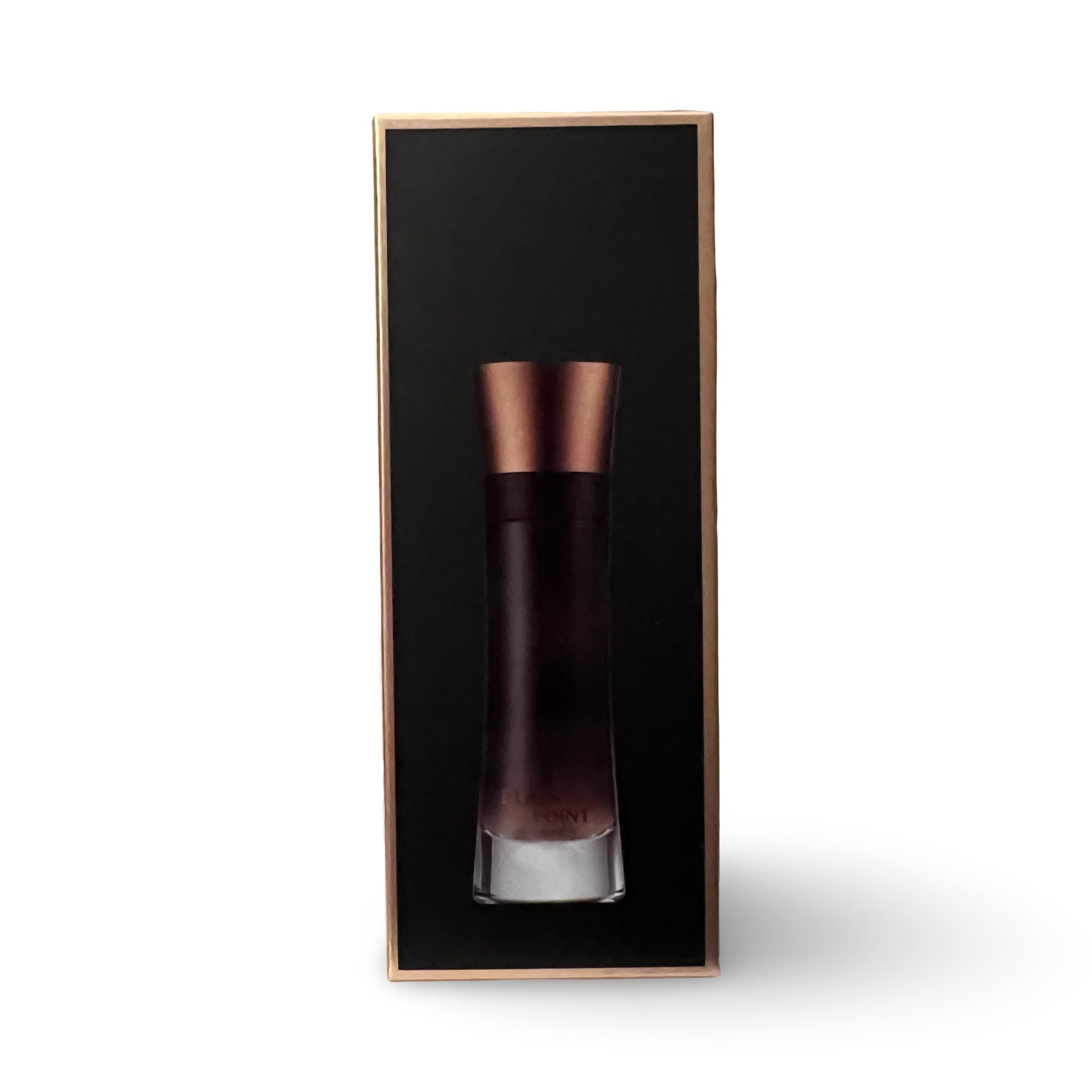 United Scents Black Point sleek packaging in black and bronze enhances display appeal.