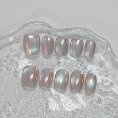UNIYVOH short oval-square-round nails in small to medium size range.