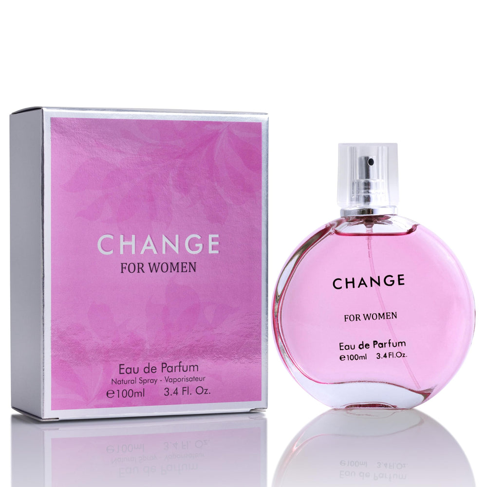 URBAN COLLECTION Change EDP bottle close-up highlighting pink pepper top note for a bold start
