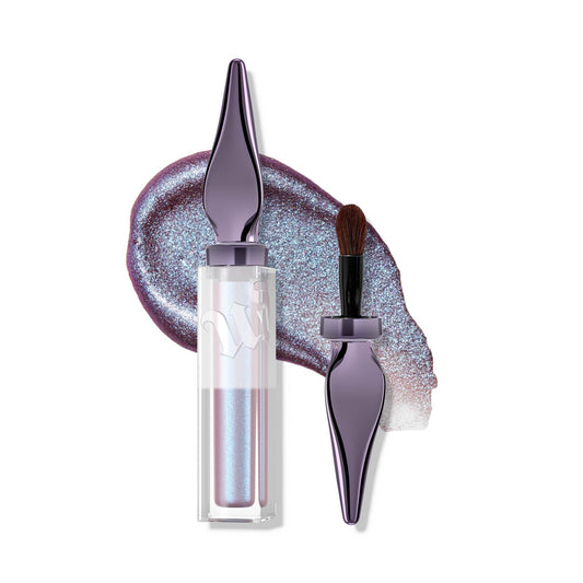 URBAN DECAY 24/7 Glaze-On built-in brush for precise, streak-free application.