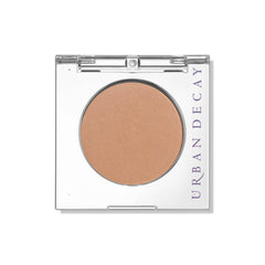 Urban Decay 24/7 Eyeshadow Single compact shows crease-free, pigment-rich color.
