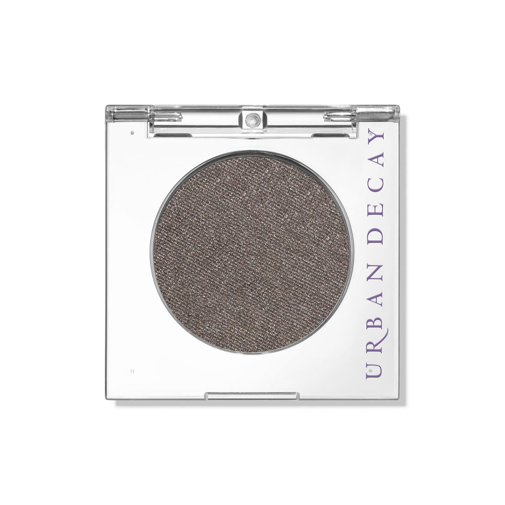 URBAN DECAY 24/7 Eyeshadow Single Mushroom with gunmetal shimmer for bold, long-lasting glow