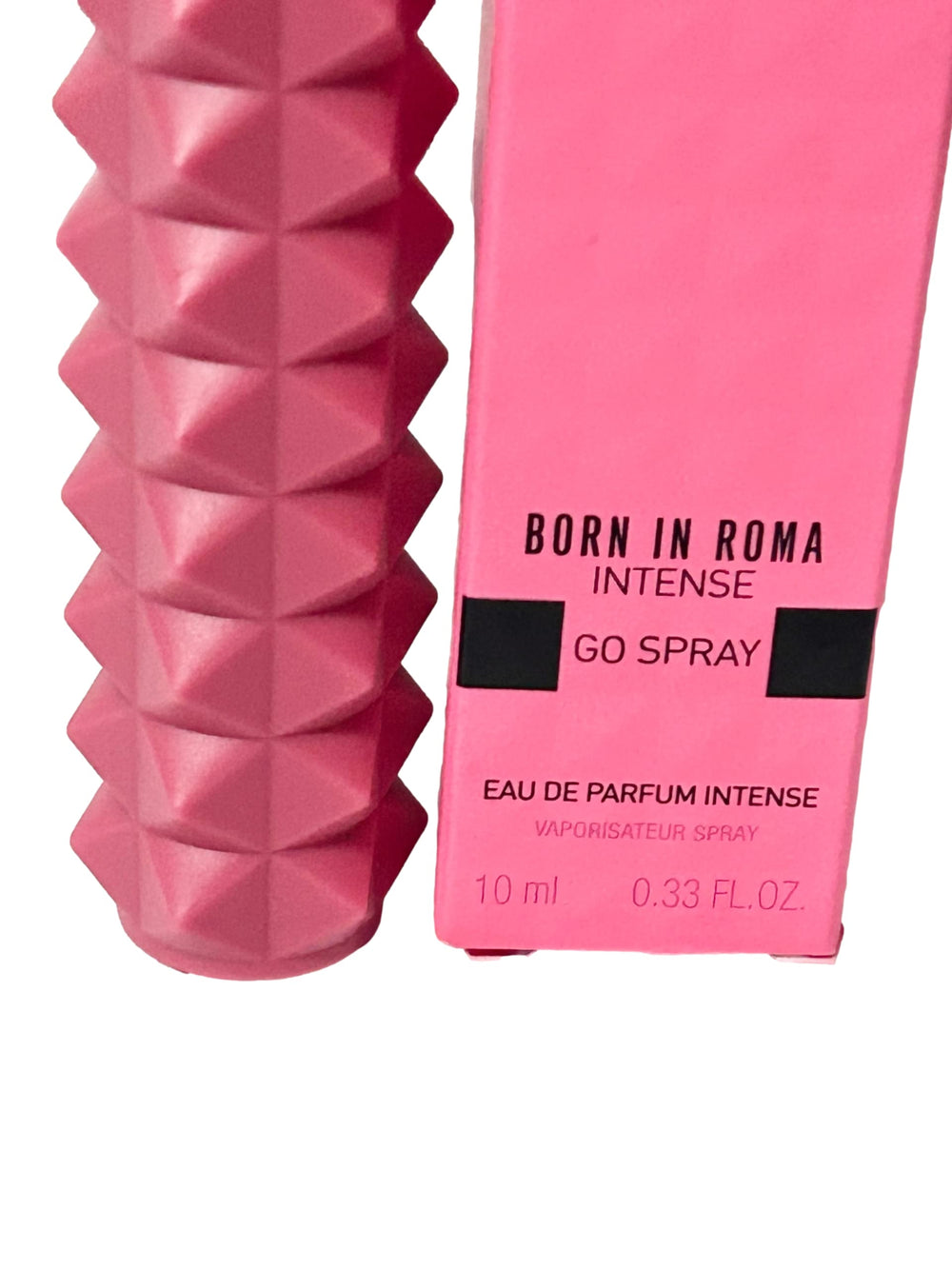 Valentino Donna Born in Roma Intense travel spray ready for on-the-go fragrance touch-ups