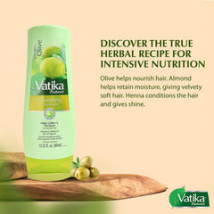 Vatika Naturals Moisturizing Conditioner 400ml packaging indicates generous daily-use size.
