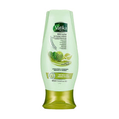 Vatika Naturals Moisturizing Conditioner bottle view showing product for smooth, hydrated hair