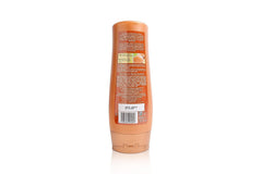 Vatika Naturals Moisturizing Conditioner label closeup highlights daily hydration with natural ingredients.