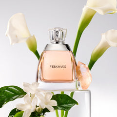Vera Wang EDP packaging image conveys gifting-ready presentation