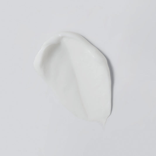 Versed Skin Soak being applied with a smooth, non-greasy feel
