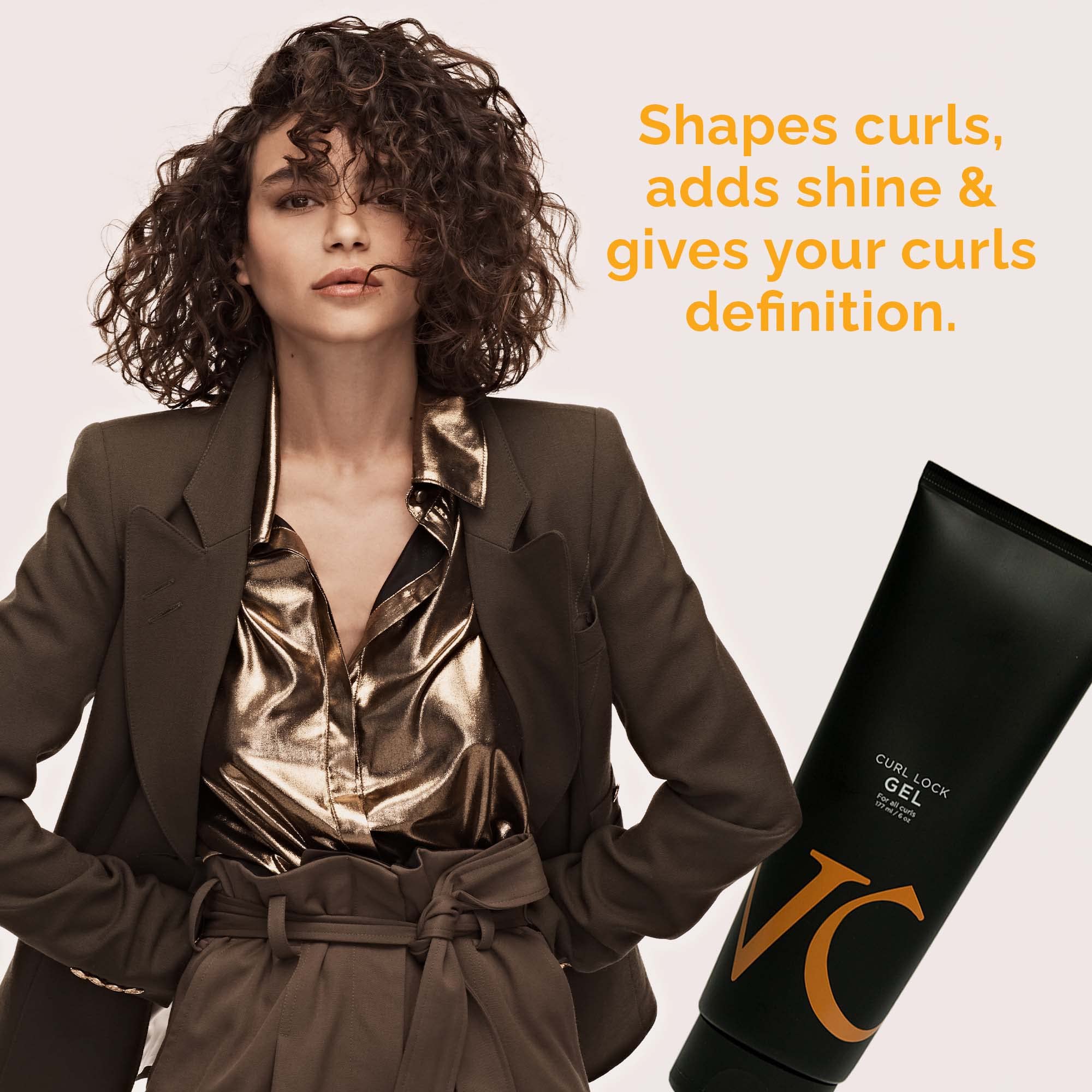 VICIOUS CURL Curl Lock Gel sheen shot reveals glossy, healthy-looking curls.