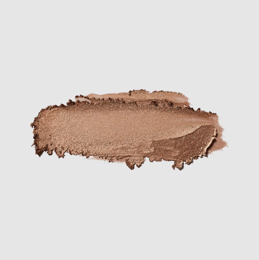 Victoria Beckham EyeWear Longwear Eyeshadow Stick Caramel — water-resistant formula for smudge-proof wear.