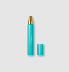 Close-up Portofino ’97 travel spray cap, ideal for easy travel