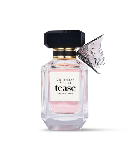 Victoria's Secret Tease flacon with cap showcases soft, dreamy floral warmth for evenings.
