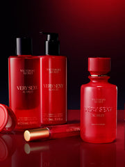 Victoria's Secret Very Sexy Scarlet silky ambrette base, suggesting elegant sensuality and a lasting trail.