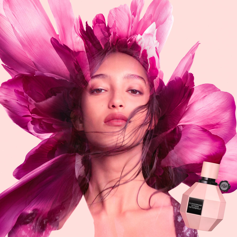 Viktor&Rolf Flowerbomb Extreme outer packaging, premium presentation for gifting.