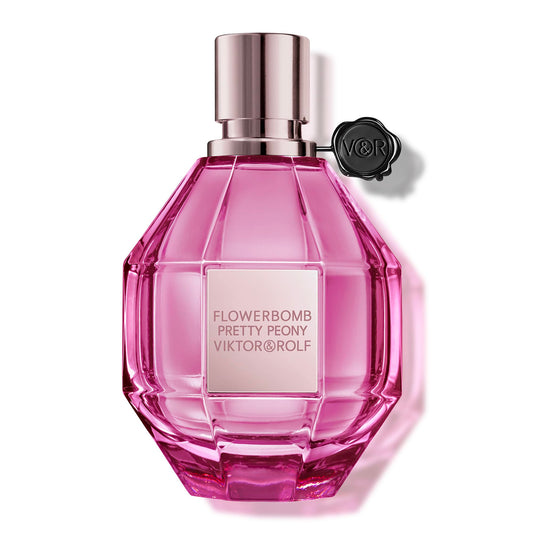 Viktor&Rolf Flowerbomb Pretty Peony bottle close-up for premium fragrance experience