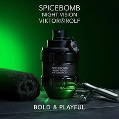 Viktor&Rolf Spicebomb Nightvision packaging box showcases gift-ready presentation
