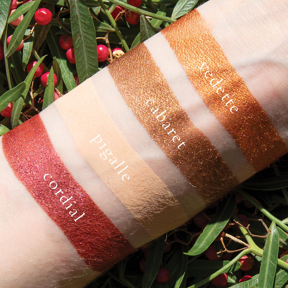 Viseart Garnet shadows on eye demonstrating strong color payoff.
