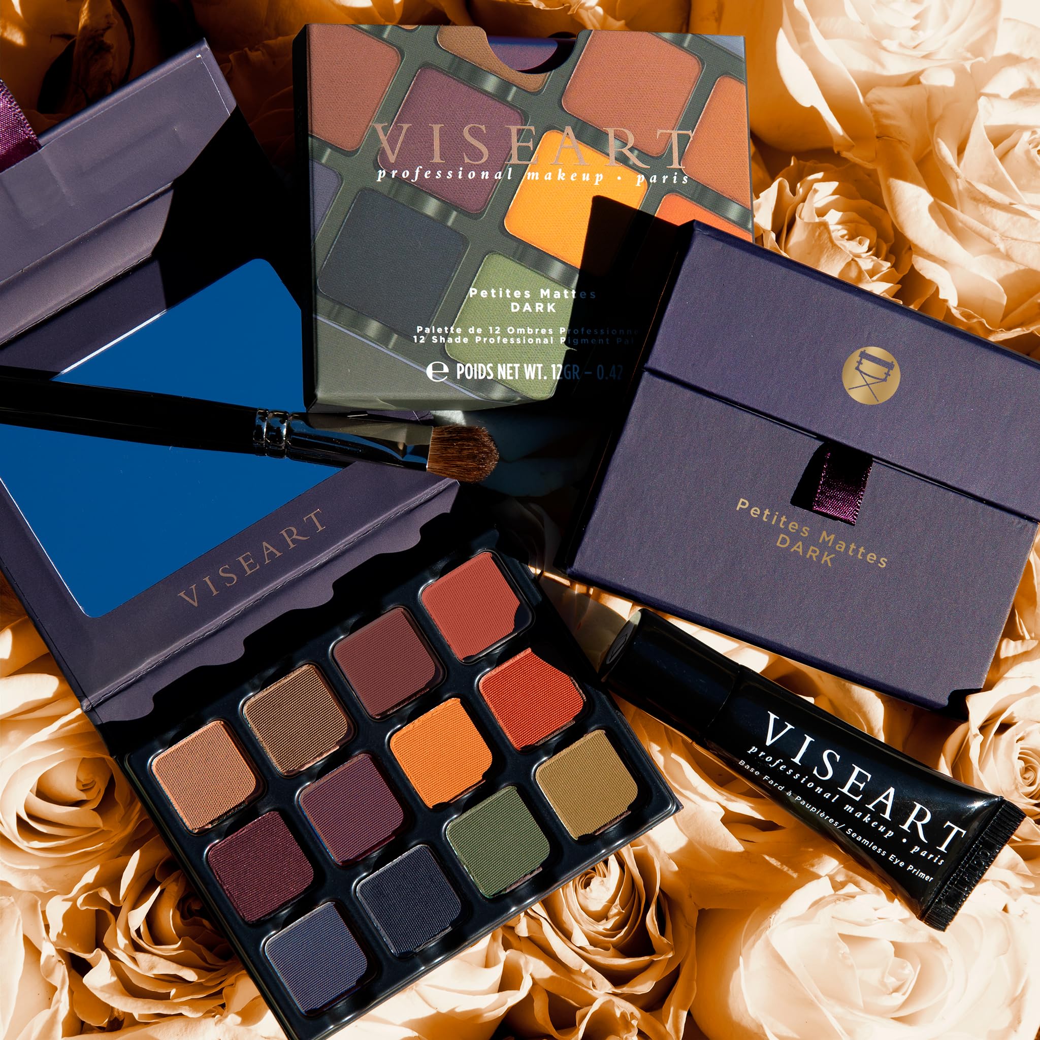 Viseart Paris Petites Pro Luxe dark mattes palette on lid for day-to-night contrast
