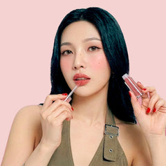 WAKEMAKE climax glossy lip shine with pearlescent particles for a luminous finish