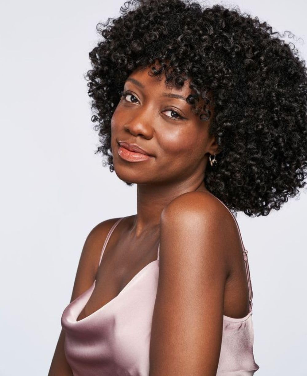 Wander Beauty dual-ended glow stick provides color and luminosity in one