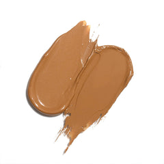 Wander Beauty Dualist illuminating liquid deep application brightens under eyes.
